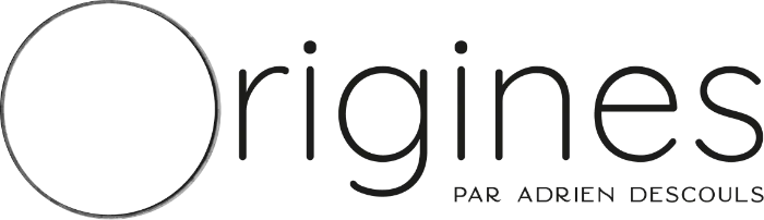 Logo avec un cercle à gauche et le texte "origines par Adrien Descouls" à droite